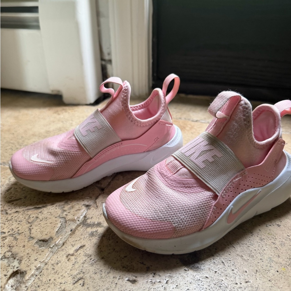 Nike Kids' Slip-On Athletic Shoe Sneakers - Pink (Size 11)
